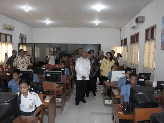 Mentri Pendidikan di SMASKRIS