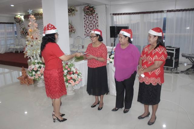 NATAL GURU DAN PEGAWAI 2016